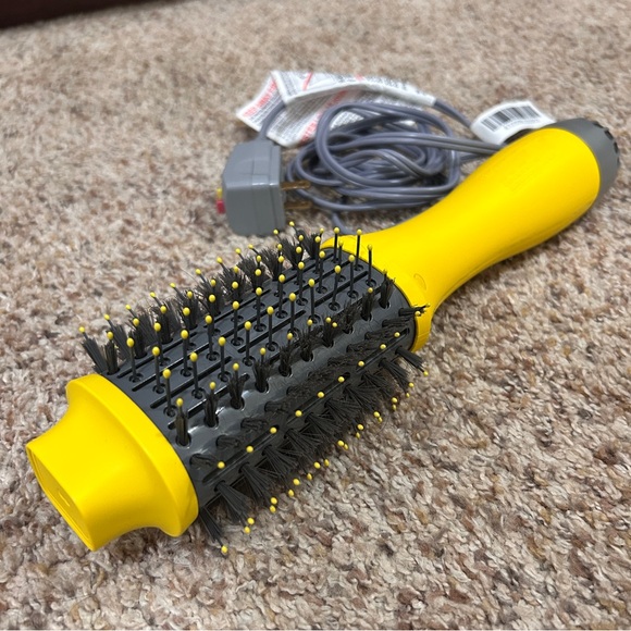 DryBar Double Shot Oval Blow-Dryer Brush - Picture 4 of 10